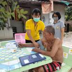 ลงพื้นที่เยี่ยมบ้าน และตรวจสุขภาพให้แก่ผู้สูงอายุ ผู้พิการ